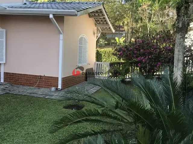 Sobrado 4 quartos e 2 banheiros, à venda, no bairro Vila do Rio Grande em São Bernardo do Campo