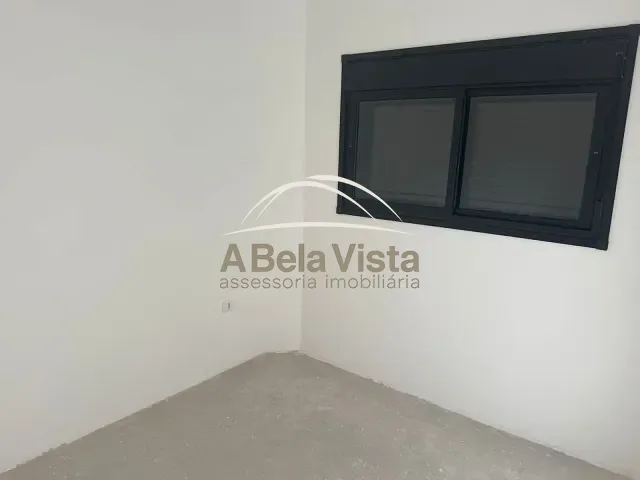 Sobrado 2 quartos e 1 banheiro, à venda, no bairro Vila Osasco em Osasco