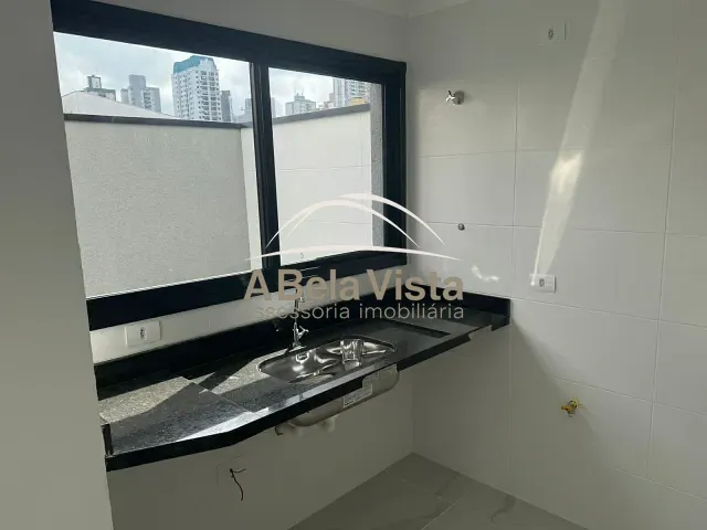 Sobrado 2 quartos e 1 banheiro, à venda, no bairro Vila Osasco em Osasco