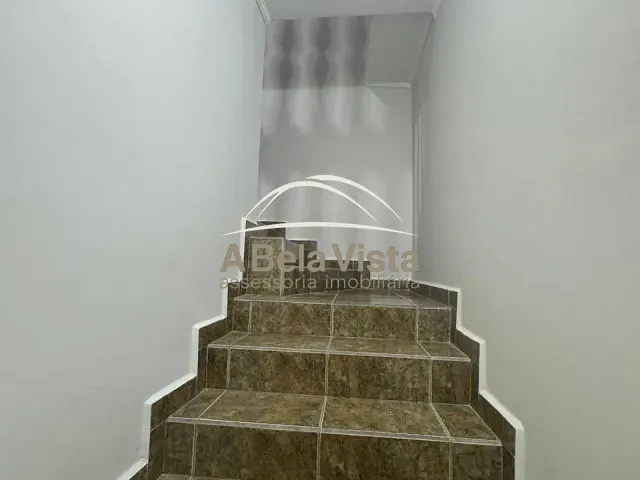 Sobrado com 250m² 3 quartos e 1 banheiro, para alugar, no bairro Jardim das Flores em Osasco