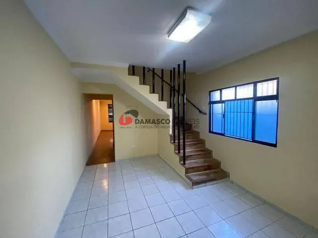 Sobrado 3 quartos e 3 banheiros, à venda, no bairro Vila América em Santo André