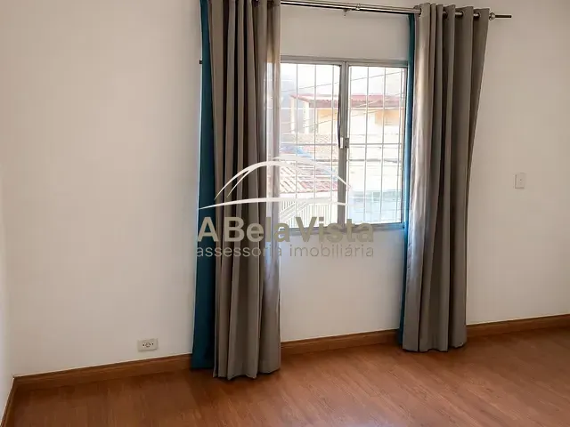 Sobrado 2 quartos e 2 banheiros, para alugar, no bairro Bela Vista em Osasco