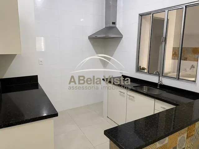 Sobrado 2 quartos e 2 banheiros, para alugar, no bairro Bela Vista em Osasco