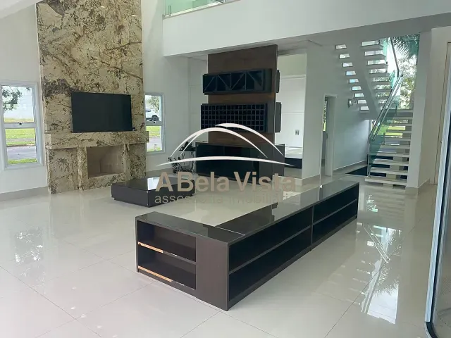 Sobrado com 1050m² 4 quartos e 5 banheiros, para alugar, no bairro Jardim Residencial Saint Patrick em Sorocaba