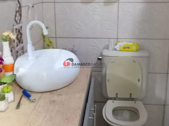 Sobrado 2 quartos e 2 banheiros, à venda, no bairro Finco em São Bernardo do Campo