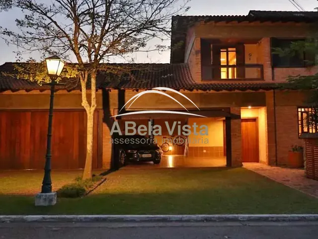Sobrado com 1352m² 7 quartos e 10 banheiros, à venda, no bairro Residencial Morada dos Pássaros-Aldeia da Serra em Barueri