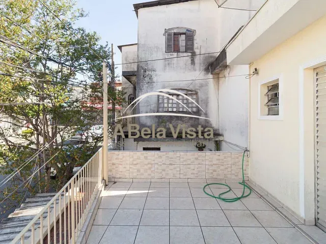 Sobrado 2 quartos e 2 banheiros, para alugar, no bairro Bela Vista em Osasco