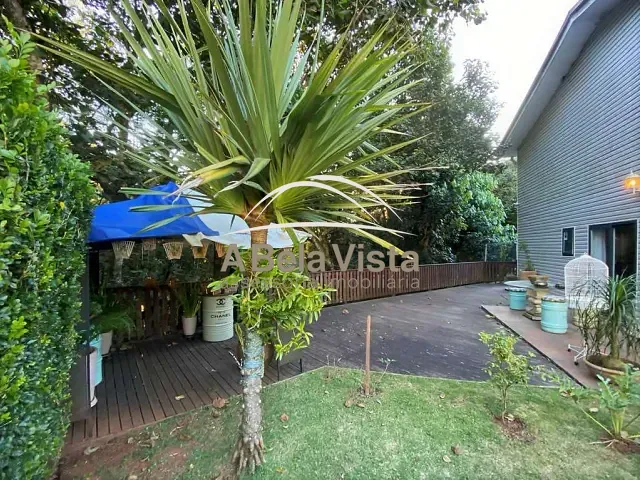 Sobrado com 339m² 3 quartos e 4 banheiros, à venda, no bairro Jardim das Paineiras em Cotia