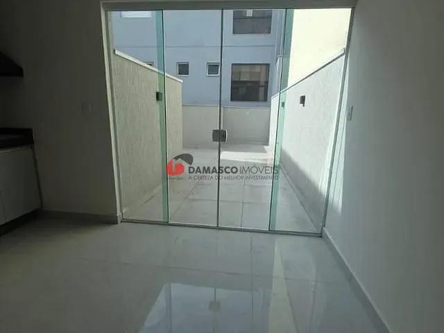 Sobrado 3 quartos e 4 banheiros, à venda, no bairro Vila Camilópolis em Santo André