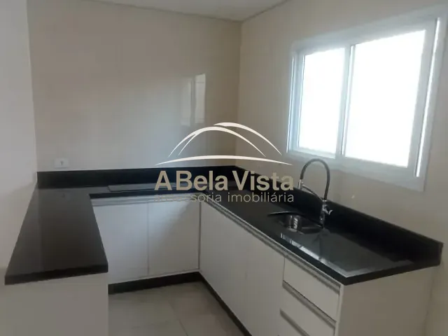Sobrado com 200m² 3 quartos e 2 banheiros, à venda, no bairro Bela Vista em Osasco