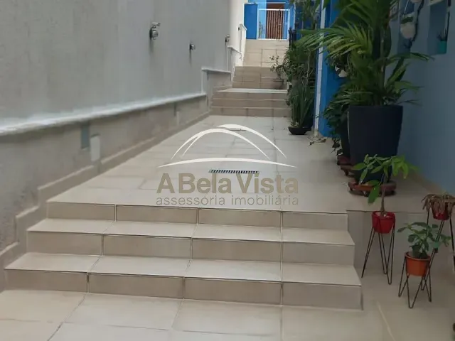 Sobrado 2 quartos e 2 banheiros, à venda, no bairro Centro em Osasco