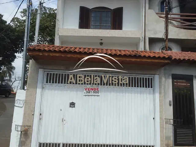 Sobrado 3 quartos e 4 banheiros, à venda, no bairro Jaguaribe em Osasco