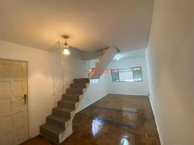 Sobrado 3 quartos e 2 banheiros, à venda, no bairro Conjunto Residencial Pombeva em São Bernardo do Campo