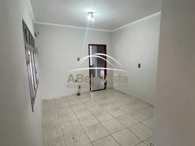 Casa com 250m² 4 quartos e 2 banheiros, à venda, no bairro Jardim das Flores em Osasco