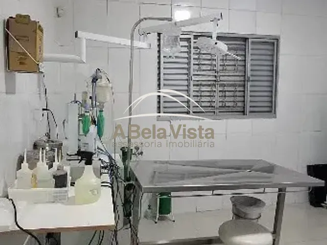 Sobrado à venda, no bairro Pestana em Osasco