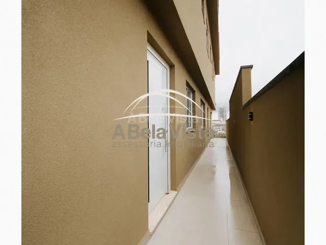 Sobrado 3 quartos e 2 banheiros, à venda, no bairro Bela Vista em Osasco