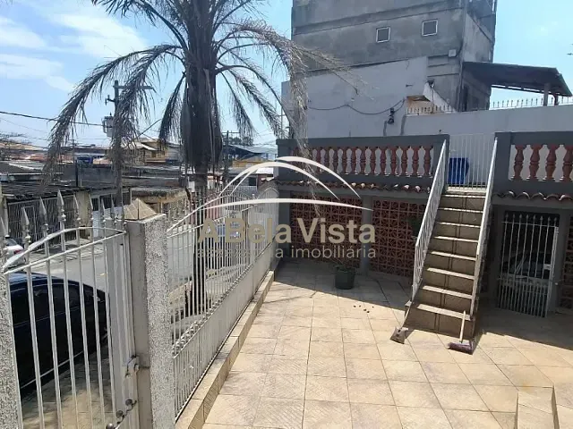 Sobrado com 236m² 4 quartos e 4 banheiros, à venda, no bairro Vila Yolanda em Osasco
