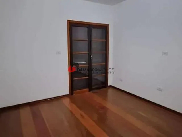 Sobrado 3 quartos e 5 banheiros, à venda, no bairro Campestre em Santo André