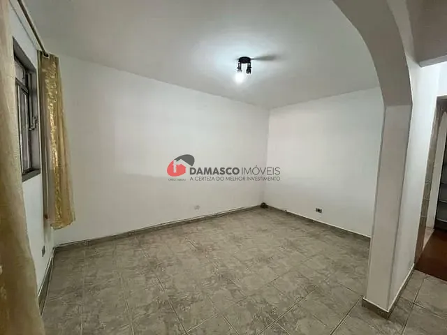 Sobrado 4 quartos e 2 banheiros, à venda, no bairro Mauá em São Caetano do Sul