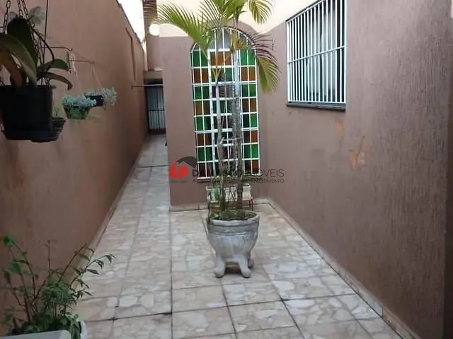 Sobrado 3 quartos e 4 banheiros, à venda, no bairro Campestre em Santo André