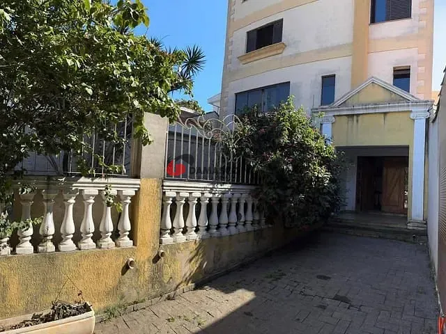 Sobrado com 280m² 5 quartos e 5 banheiros, à venda, no bairro Olímpico em São Caetano do Sul