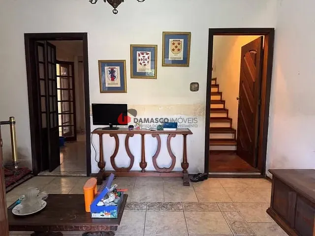 Sobrado com 280m² 5 quartos e 5 banheiros, à venda, no bairro Olímpico em São Caetano do Sul