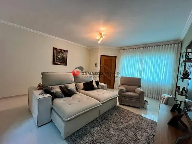 Sobrado com 168m² 3 quartos e 4 banheiros, à venda, no bairro Santa Maria em São Caetano do Sul