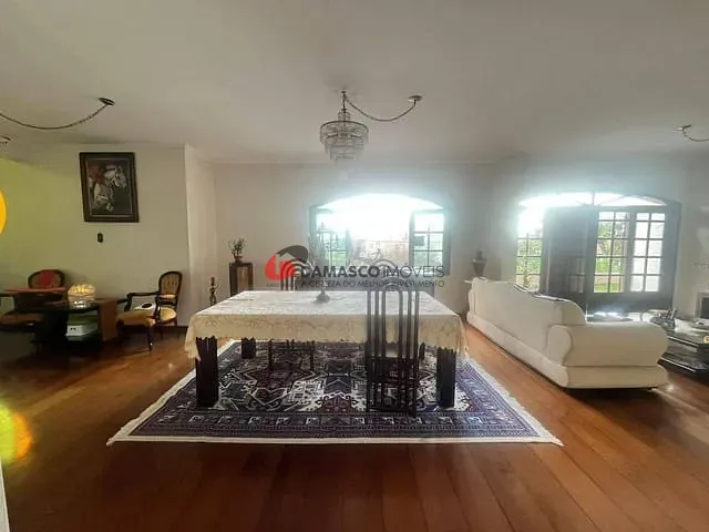 Sobrado 4 quartos e 7 banheiros, à venda, no bairro Jardim Sao Caetano em São Caetano do Sul