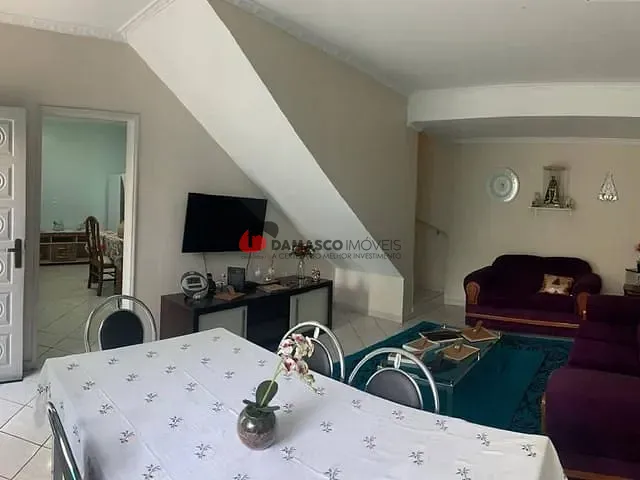 Sobrado 3 quartos e 4 banheiros, à venda, no bairro Santa Paula em São Caetano do Sul