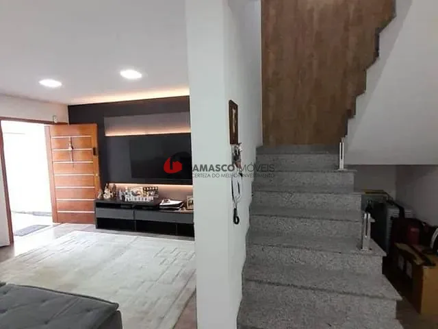 Sobrado com 200m² 4 quartos e 2 banheiros, à venda, no bairro Barcelona em São Caetano do Sul