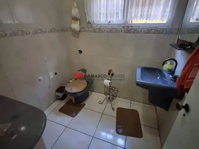 Sobrado com 210m² 3 quartos e 3 banheiros, para alugar, no bairro Prosperidade em São Caetano do Sul