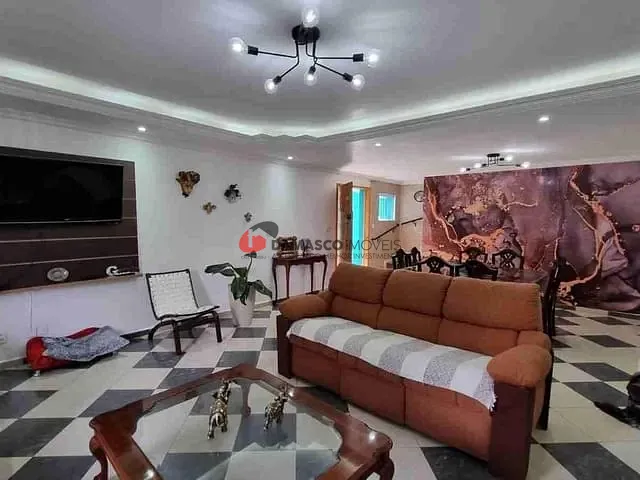 Sobrado com 450m² 3 quartos e 3 banheiros, à venda, no bairro Oswaldo Cruz em São Caetano do Sul