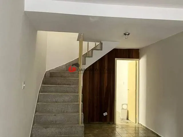 Sobrado 2 quartos e 1 banheiro, para alugar, no bairro Santa Maria em São Caetano do Sul