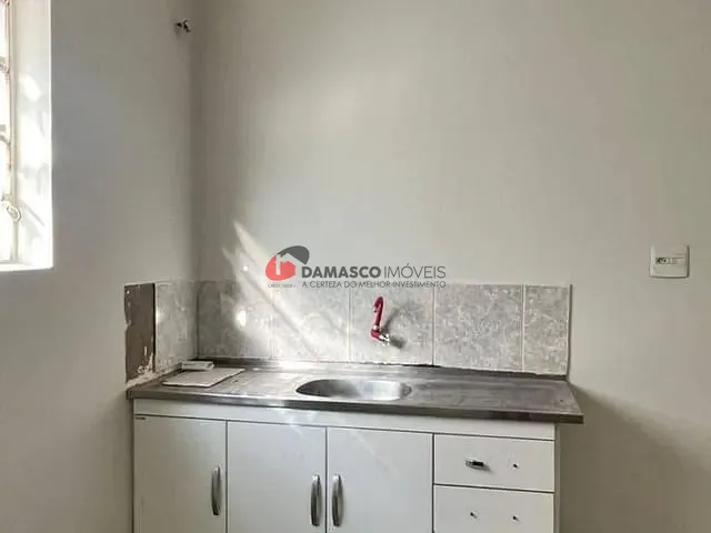 Sobrado 2 quartos e 1 banheiro, para alugar, no bairro Santa Maria em São Caetano do Sul