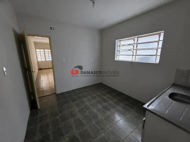 Sobrado 2 quartos e 1 banheiro, para alugar, no bairro Santa Maria em São Caetano do Sul