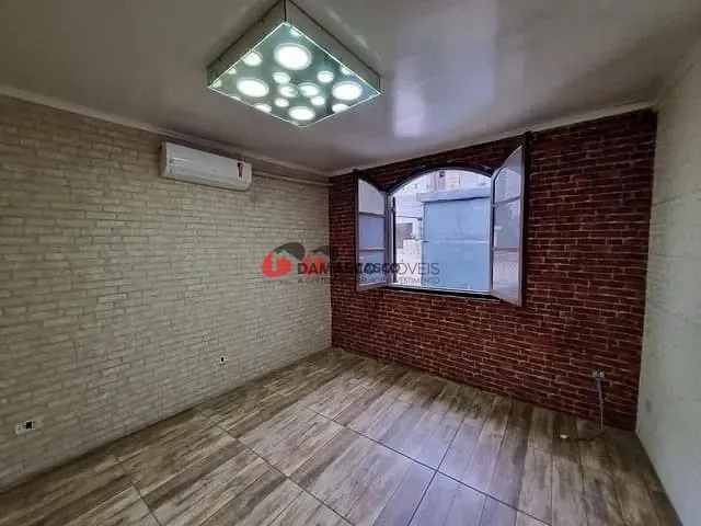 Sobrado com 209m² 4 quartos e 2 banheiros, para alugar, no bairro Santa Paula em São Caetano do Sul