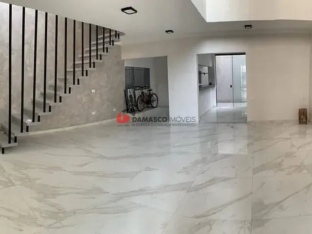 Sobrado 3 quartos e 2 banheiros, à venda, no bairro Centro em São Caetano do Sul