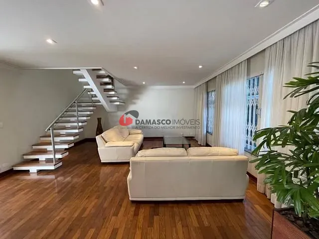 Sobrado 3 quartos e 4 banheiros, à venda, no bairro Vila Regente Feijó em São Paulo