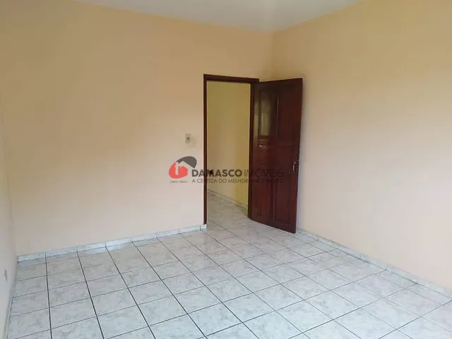 Sobrado com 2445m² 3 quartos e 3 banheiros, à venda, no bairro Olímpico em São Caetano do Sul