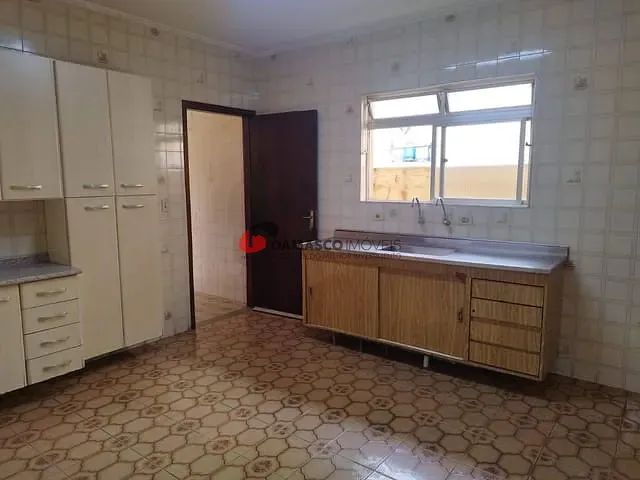 Sobrado com 2445m² 3 quartos e 3 banheiros, à venda, no bairro Olímpico em São Caetano do Sul