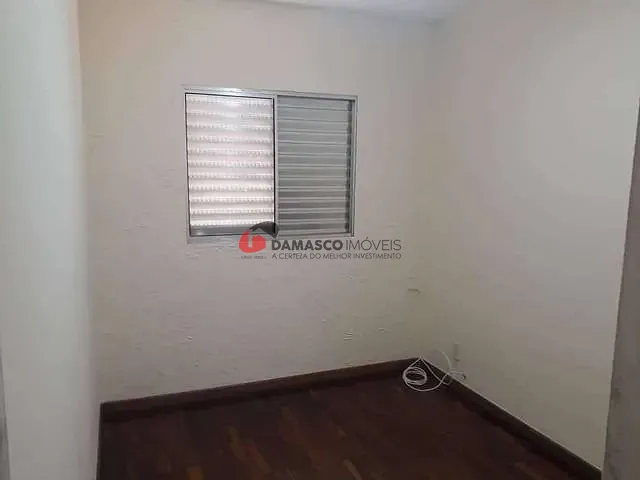Sobrado 3 quartos e 2 banheiros, à venda, no bairro Campestre em Santo André