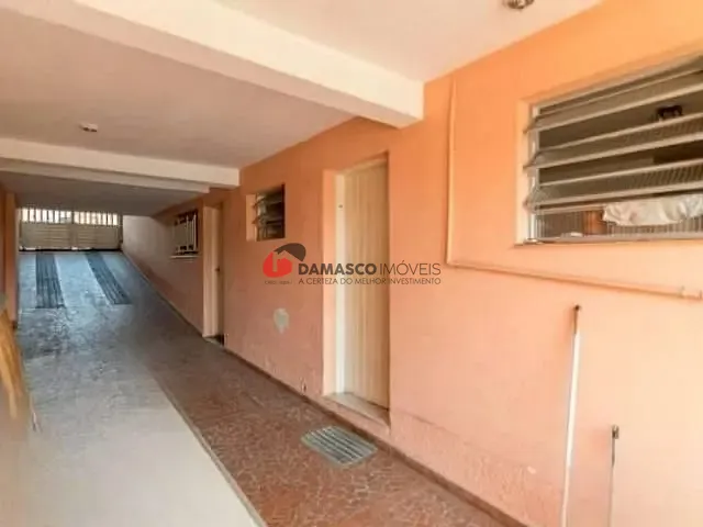 Sobrado com 320m² 4 quartos e 2 banheiros, para alugar, no bairro Vila Palmares em Santo André