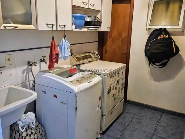 Sobrado com 1366m² 3 quartos e 5 banheiros, à venda, no bairro Olímpico em São Caetano do Sul