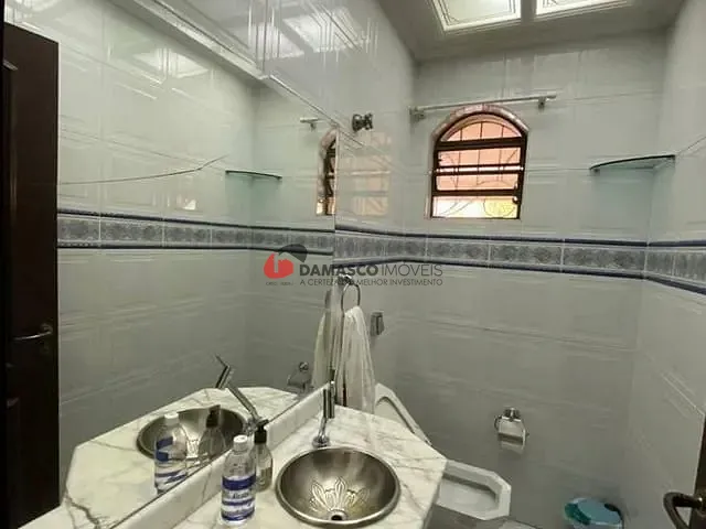 Sobrado com 300m² 3 quartos e 3 banheiros, para alugar, no bairro Jardim Sao Caetano em São Caetano do Sul