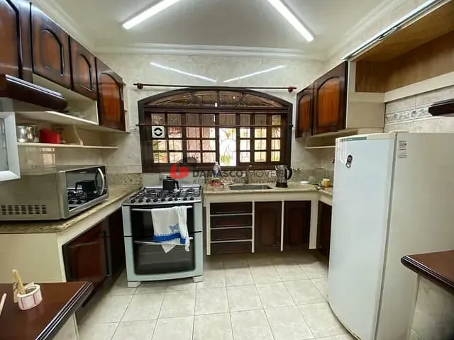 Sobrado com 300m² 3 quartos e 3 banheiros, para alugar, no bairro Jardim Sao Caetano em São Caetano do Sul
