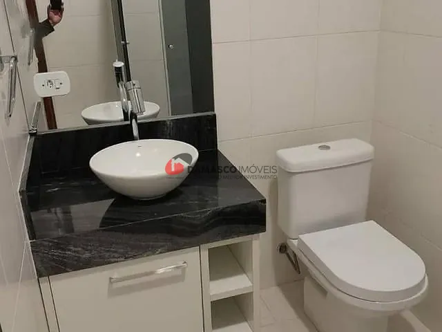 Sobrado com 456m² 3 quartos e 3 banheiros, para alugar, no bairro Vila Floresta em Santo André