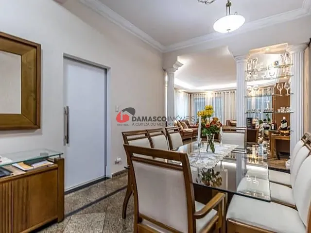 Sobrado com 354m² 3 quartos e 3 banheiros, à venda, no bairro Santo Antônio em São Caetano do Sul