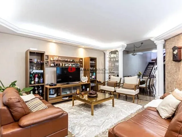 Sobrado com 354m² 3 quartos e 3 banheiros, à venda, no bairro Santo Antônio em São Caetano do Sul