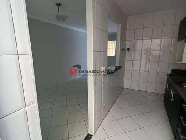 Sobrado 4 quartos e 1 banheiro, à venda, no bairro Jardim em Santo André