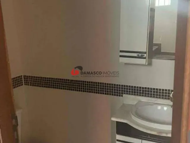 Sobrado 4 quartos e 1 banheiro, à venda, no bairro Jardim em Santo André